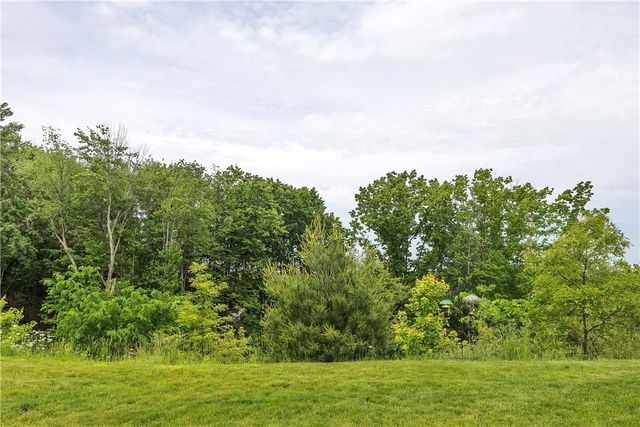 303 Jefferson Ln, Cranberry Twp, PA 16066