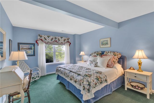 303 Jefferson Ln, Cranberry Twp, PA 16066