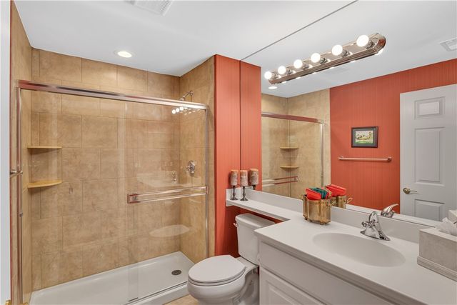 303 Jefferson Ln, Cranberry Twp, PA 16066