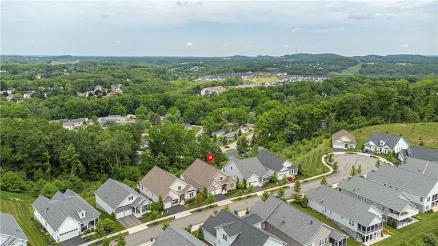303 Jefferson Ln, Cranberry Twp, PA 16066