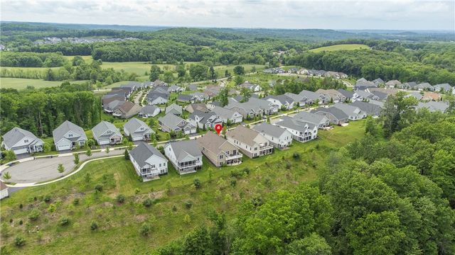 303 Jefferson Ln, Cranberry Twp, PA 16066