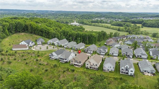 303 Jefferson Ln, Cranberry Twp, PA 16066