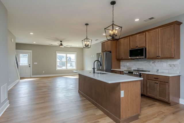 2524 Spring Leaf Court, Lexington, KY 40511