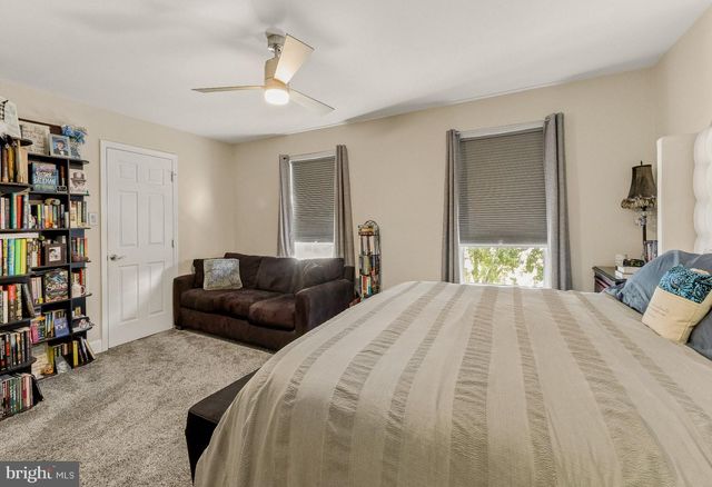 10 ARBOUR LN, Sewell, NJ 08080