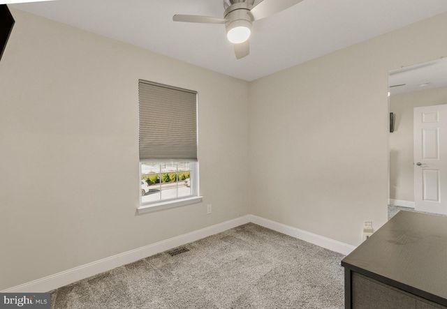 10 ARBOUR LN, Sewell, NJ 08080