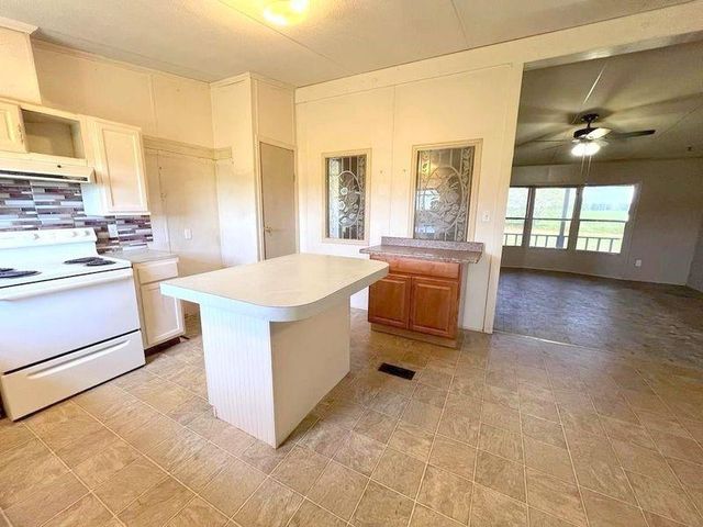 541 County Road 1855, Grapeland, TX 75844