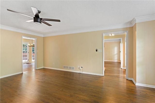 303 Gantt Trace, Woodstock, GA 30188