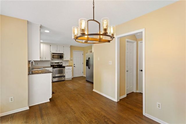 303 Gantt Trace, Woodstock, GA 30188