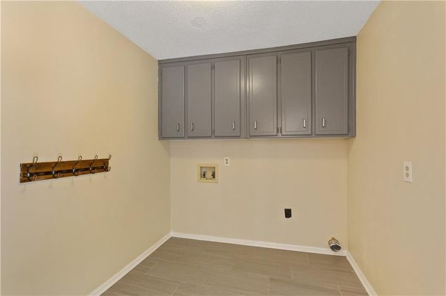 303 Gantt Trace, Woodstock, GA 30188