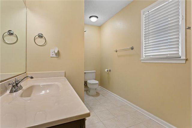 303 Gantt Trace, Woodstock, GA 30188