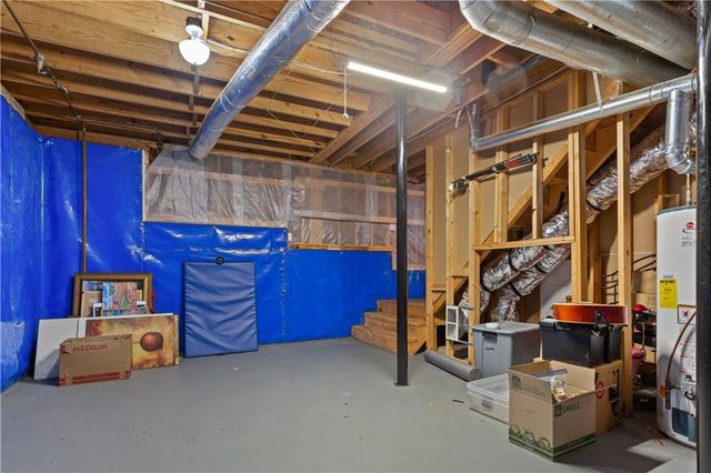 303 Gantt Trace, Woodstock, GA 30188