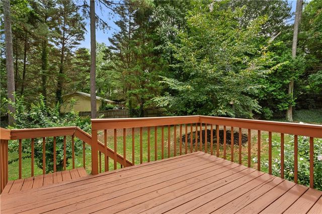 303 Gantt Trace, Woodstock, GA 30188