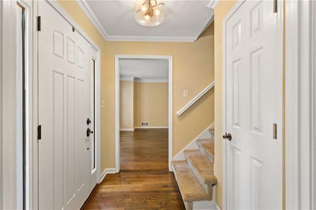 303 Gantt Trace, Woodstock, GA 30188