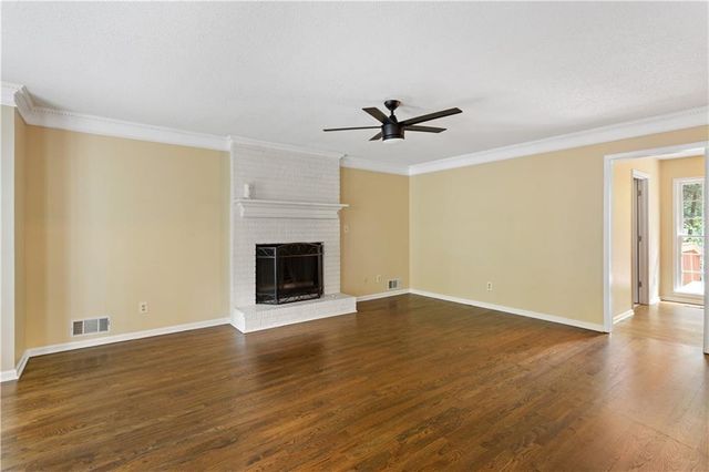 303 Gantt Trace, Woodstock, GA 30188