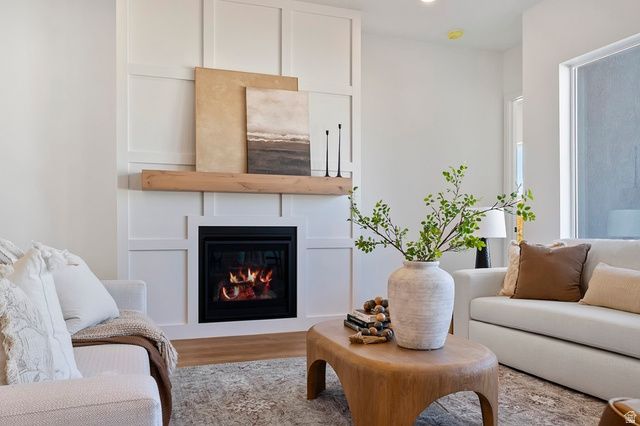 1305 E LARKSPUR WAY, Layton, UT 84040