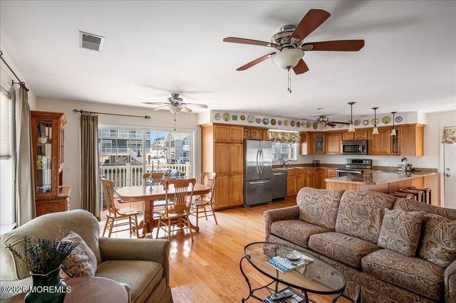 425 8th Avenue, Ortley Beach, NJ 08751