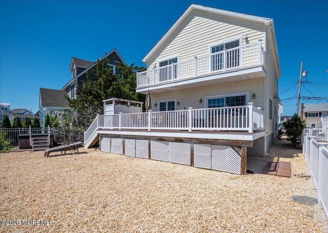 425 8th Avenue, Ortley Beach, NJ 08751