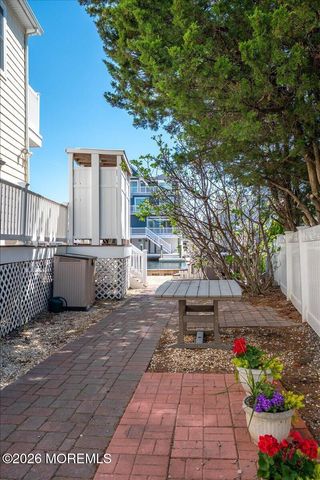 425 8th Avenue, Ortley Beach, NJ 08751