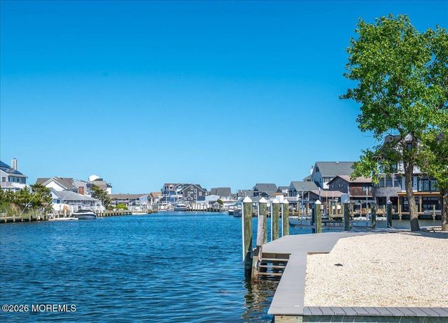 425 8th Avenue, Ortley Beach, NJ 08751