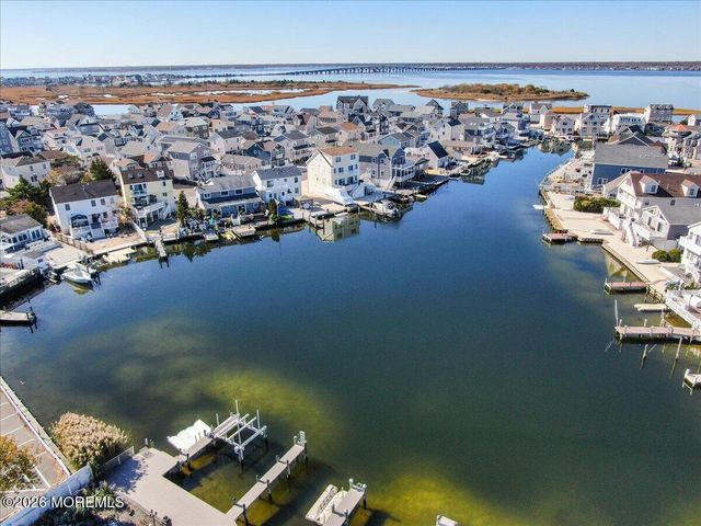 425 8th Avenue, Ortley Beach, NJ 08751