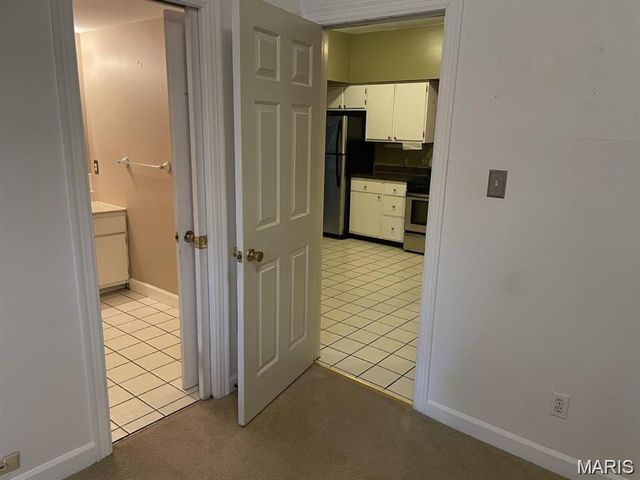 5527 Waterman Boulevard 1E, St Louis, MO 63112