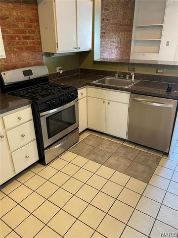 5527 Waterman Boulevard 1E, St Louis, MO 63112