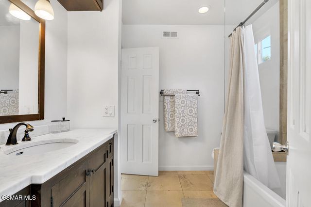 4632 Don Pio Drive, Woodland Hills, CA 91364