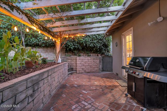 4632 Don Pio Drive, Woodland Hills, CA 91364