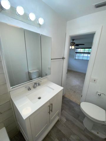 210 SE 1st Street, Boynton Beach, FL 33435