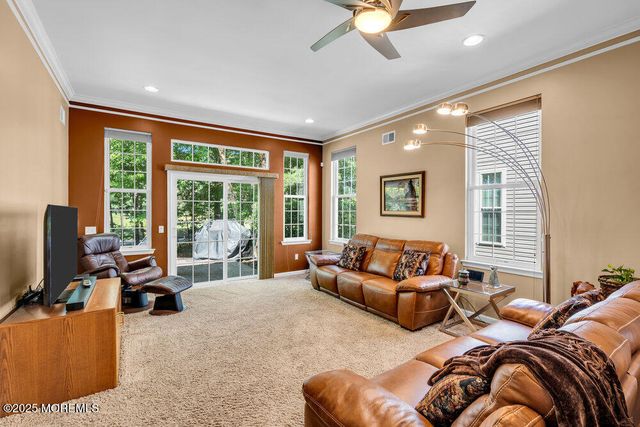 24 Oakmont Lane, Jackson, NJ 08527