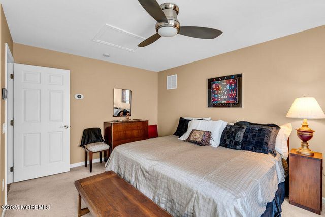 24 Oakmont Lane, Jackson, NJ 08527