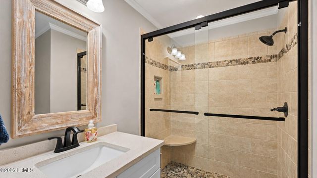40 Folly Field Rd Apt A131, Hilton Head Island, SC 29928