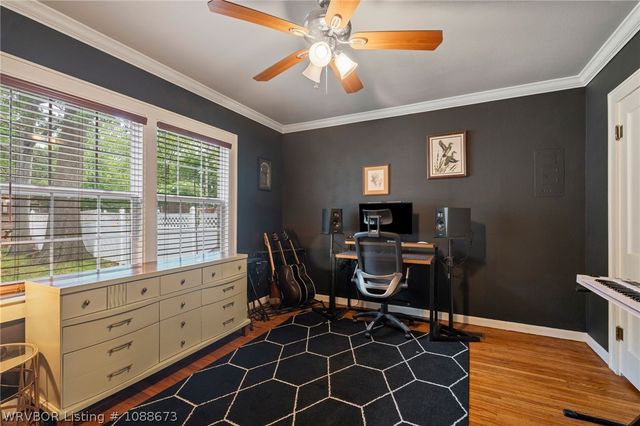 2032 S M Street, Fort Smith, AR 72901