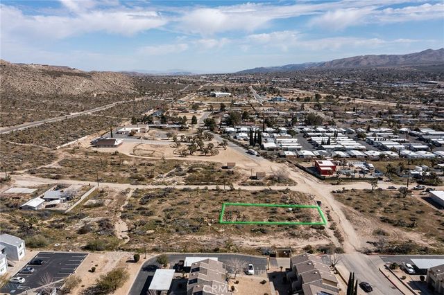 56160 Buena Vista Drive, Yucca Valley, CA 92284