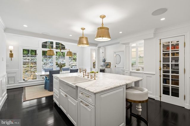 2501 49TH ST NW, Washington, DC 20007