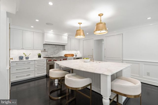 2501 49TH ST NW, Washington, DC 20007