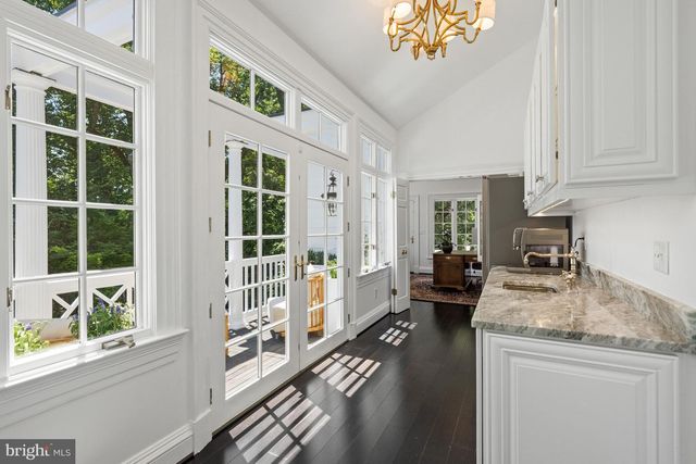 2501 49TH ST NW, Washington, DC 20007