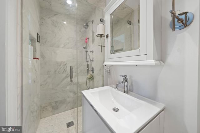 2501 49TH ST NW, Washington, DC 20007