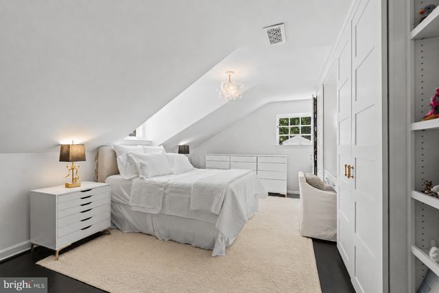 2501 49TH ST NW, Washington, DC 20007