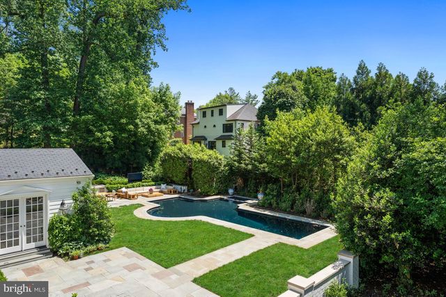 2501 49TH ST NW, Washington, DC 20007