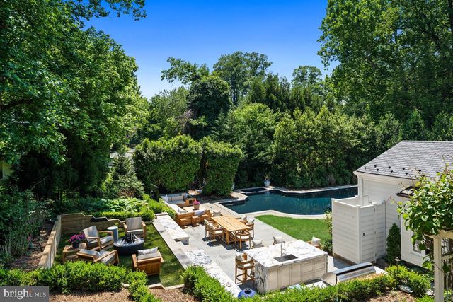 2501 49TH ST NW, Washington, DC 20007