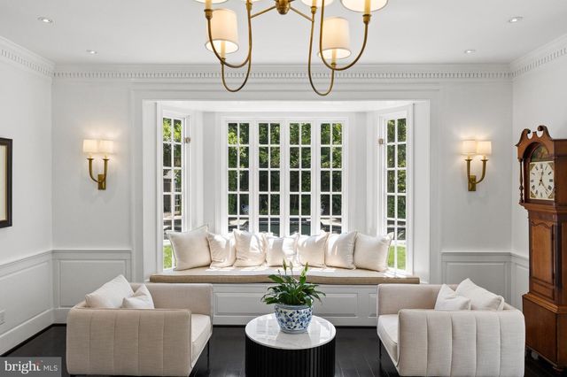 2501 49TH ST NW, Washington, DC 20007