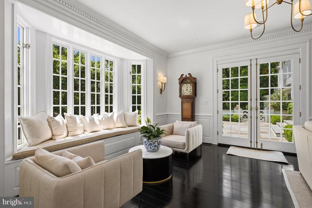 2501 49TH ST NW, Washington, DC 20007