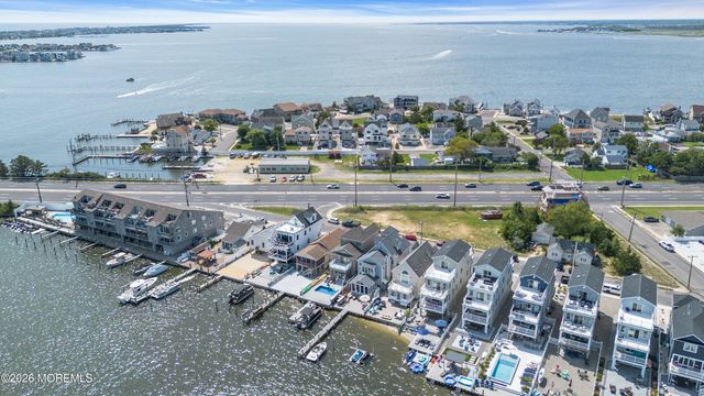 114 Sunset Drive N, Seaside Heights, NJ 08751