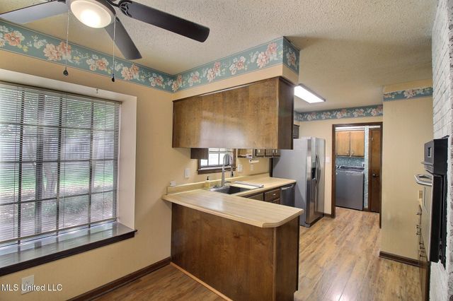 94 Biloxi Cove, Hernando, MS 38632