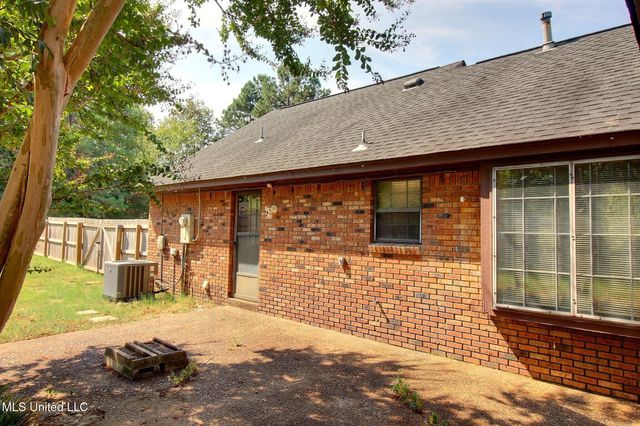 94 Biloxi Cove, Hernando, MS 38632