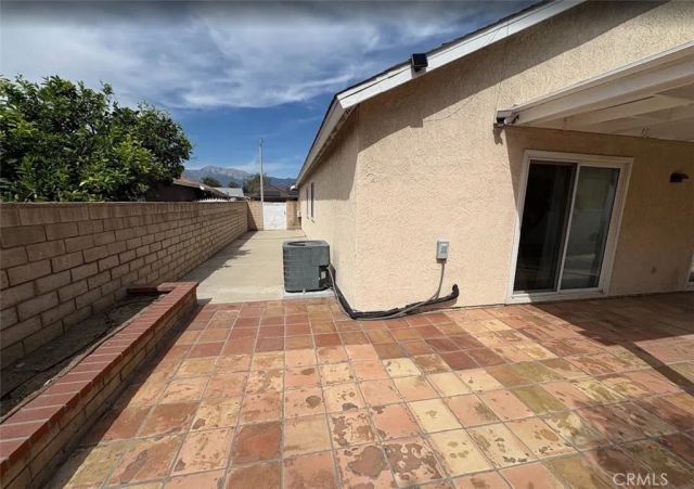 14053 Bluewood, Fontana, CA 92337
