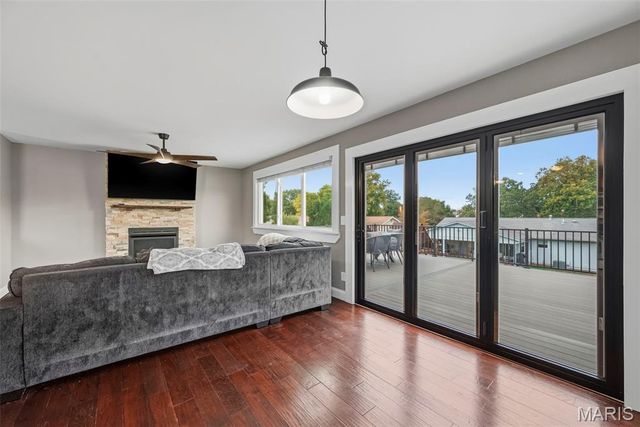 113 El Perro Drive, St Peters, MO 63376