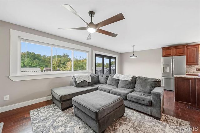 113 El Perro Drive, St Peters, MO 63376