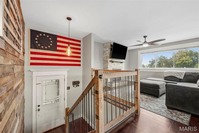 113 El Perro Drive, St Peters, MO 63376